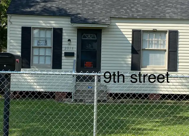 Property at 2015 9th St, Lake Charles, LA, 70601, 2 beds, 1 bath, [object Object]