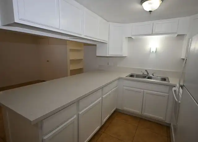 Property at 302 Eastminister Ct Unit A, Henderson, NV, 89015, 2 beds, 1 bath, [object Object]