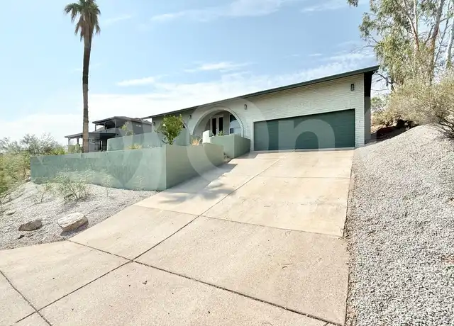Property at 1701 E Camino del Santo, Phoenix, AZ, 85022, 2 beds, 2 baths, [object Object]