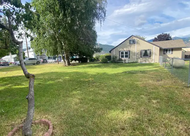 Property at 145 N Harris Ave, Manson, WA, 98831, 3 beds, 2 baths, [object Object]