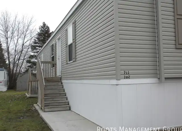 Property at 711 Gee St Unit 102, Bay City, MI, 48708, 3 beds, 2 baths, [object Object]