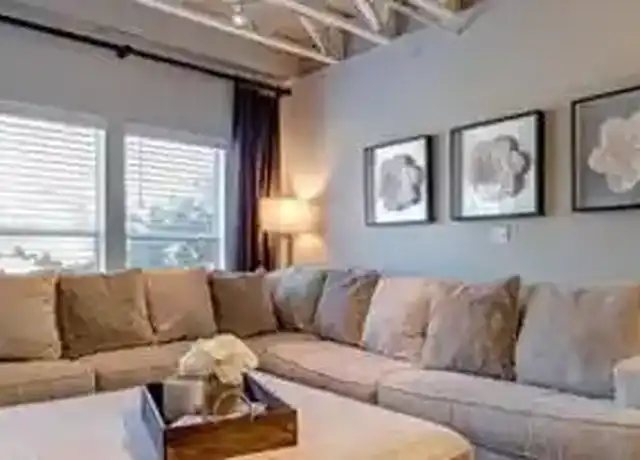 Property at 1616 Elgin St, Houston, TX, 77004, 2 beds, 2 baths, [object Object]