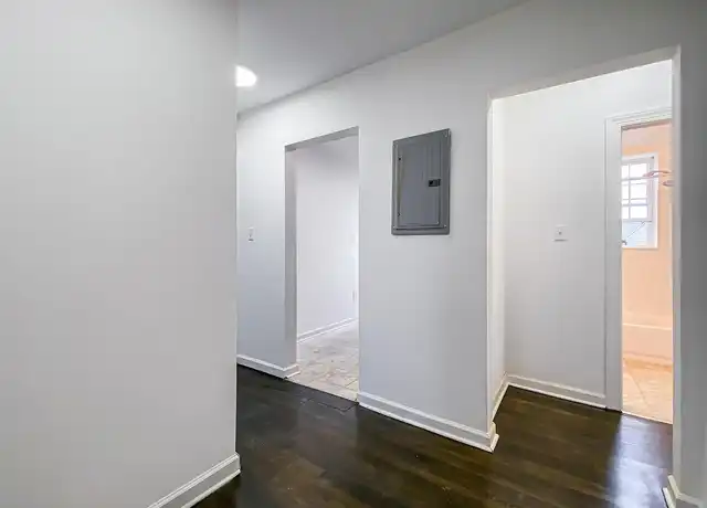 Property at Grange Apartments - 5800 N 16th St, Philadelphia, PA, 19141, 0-2 beds, 1 bath, [object Object]