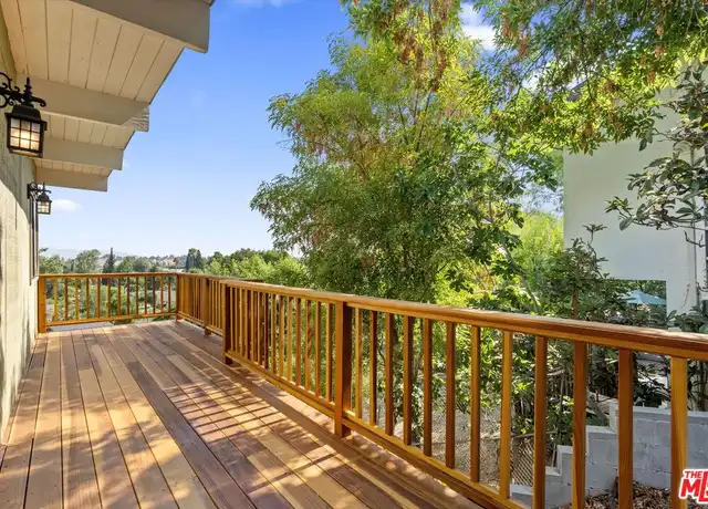 Property at 4950 Marmol Dr, Woodland Hills, CA, 91364, 2 beds, 2 baths, [object Object]