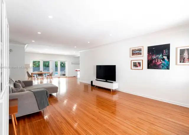 Property at 1244 Alhambra Cir, Coral Gables, FL, 33134, 3 beds, 2 baths, [object Object]