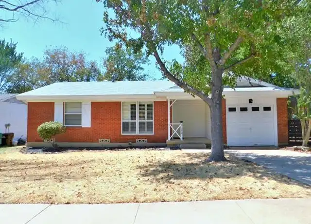 Property at 2014 Jacqueline Dr, Denton, TX, 76205, 3 beds, 1 bath, [object Object]