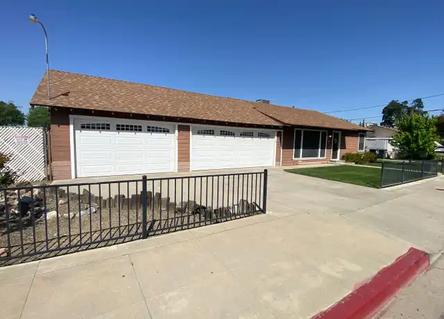 Property at 423 N Jacob St, Visalia, CA, 93291, 3 beds, 1 bath, [object Object]