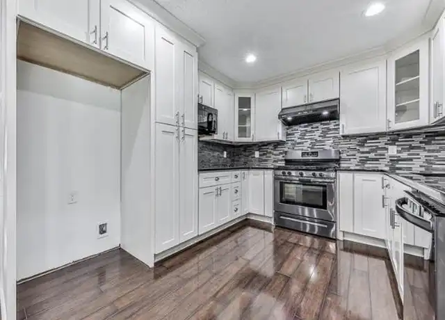 Property at 931 Pair Rd SW, Marietta, GA, 30060, 4 beds, 3 baths, [object Object]