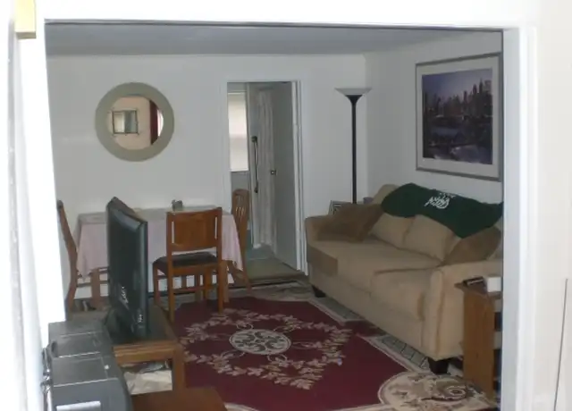 Property at 111 Pennsylvania Ave Unit 2, Yardley, PA, 19067, 1 bed, 1 bath, [object Object]