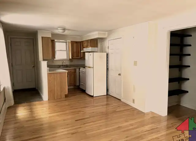 Property at 109 Maple St Unit 3C, Burlington, VT, 05401, 1 bed, 1 bath, [object Object]