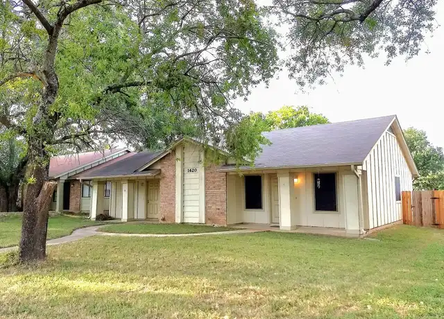 Property at 1620 W Braker Ln Unit A, Austin, TX, 78758, 2 beds, 1 bath, [object Object]