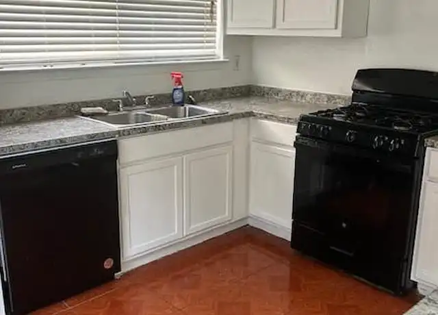 Property at 3023 Becket St, Pearland, TX, 77584, 3 beds, 2 baths, [object Object]