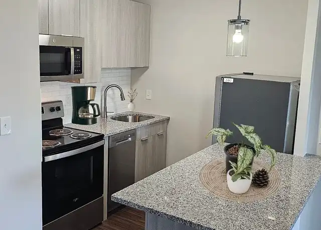 Property at Center Square Apartments - 555 N Broad St, Doylestown, PA, 18901, 0-1 beds, 1 bath, [object Object]