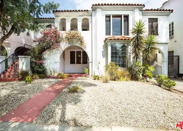 Property at 806 N Sweetzer Ave Unit 1, Los Angeles, CA, 90069, 2 beds, 1 bath, [object Object]