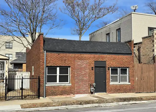 Property at 1720 E 73rd St, Chicago, IL, 60649, 2 beds, 2 baths, [object Object]