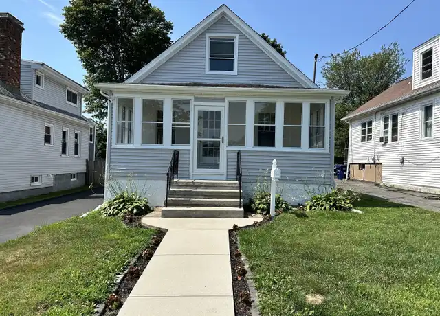 Property at 128 Grove Pl, West Haven, CT, 06516, 3 beds, 1 bath, [object Object]