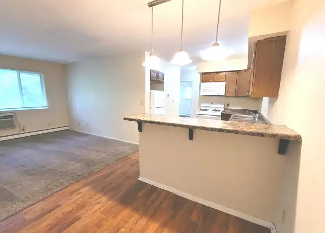 Property at 2069 N Cambridge Ave Unit 220, Milwaukee, WI, 53202, 2 beds, 1 bath, [object Object]