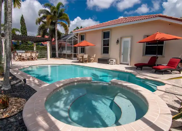Property at 1714 Victoria Pointe Cir, Weston, FL, 33327, 5 beds, 3 baths, [object Object]