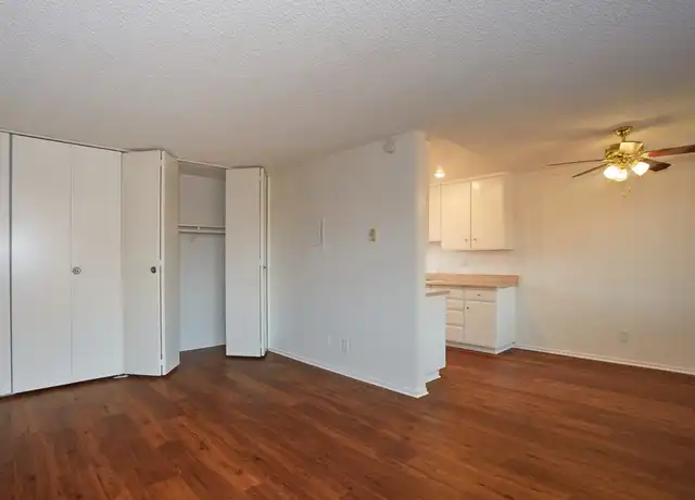 Property at 540 S La Veta Park Cir Unit B043, Orange, CA, 92868, 1 bed, 1 bath, [object Object]