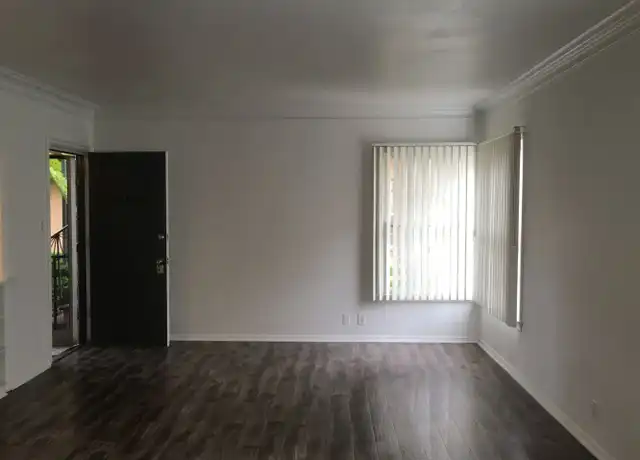Property at 820 Serrano Ave Unit 049828, Los Angeles, CA, 90005, 1 bed, 1 bath, [object Object]
