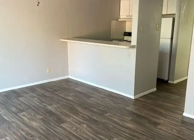 Property at 717 E Grayson St Unit 9, San Antonio, TX, 78208, 1 bed, 1 bath, [object Object]