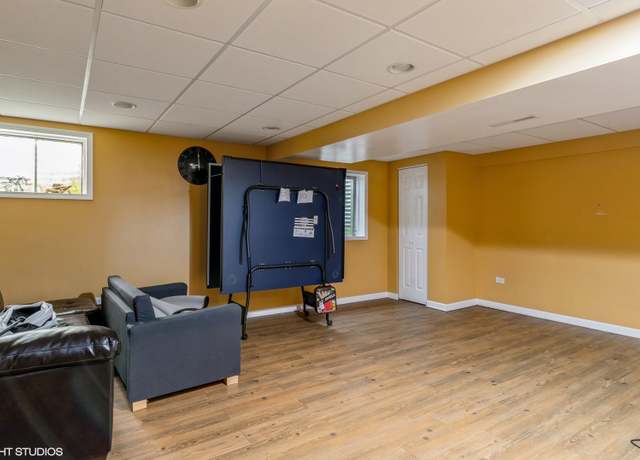 Photo of 170 Willow Bnd, Bolingbrook, IL 60490