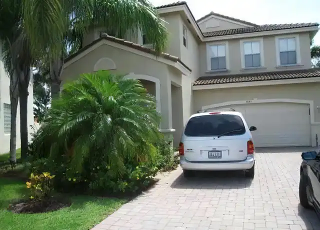 Property at 5185 Sancerre Cir, Lake Worth, FL, 33463, 5 beds, 3.5 baths, [object Object]