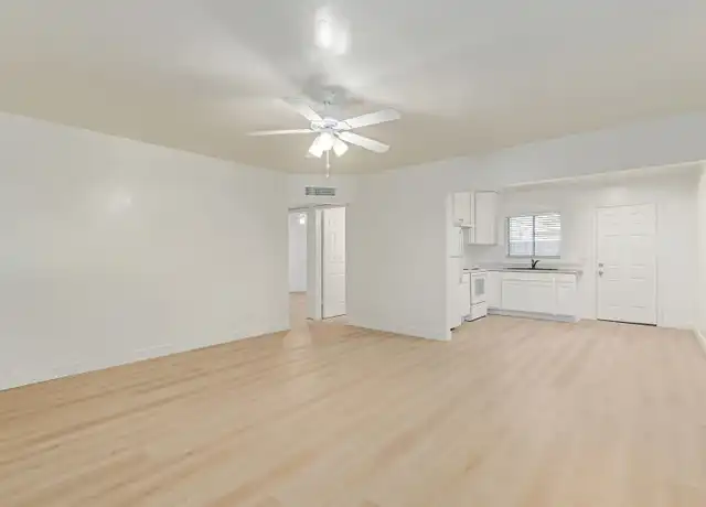 Property at 1819 E Sheridan St Unit 05, Phoenix, AZ, 85006, 2 beds, 1 bath, [object Object]