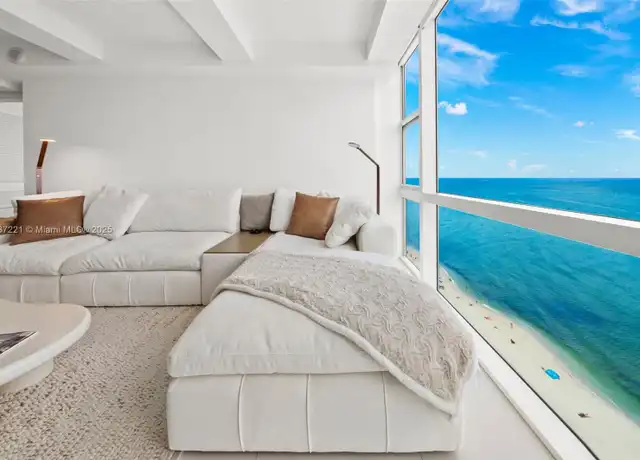 Property at 6801 Collins Ave Unit LPH17, Miami Beach, FL, 33141, 1 bed, 1 bath, [object Object]