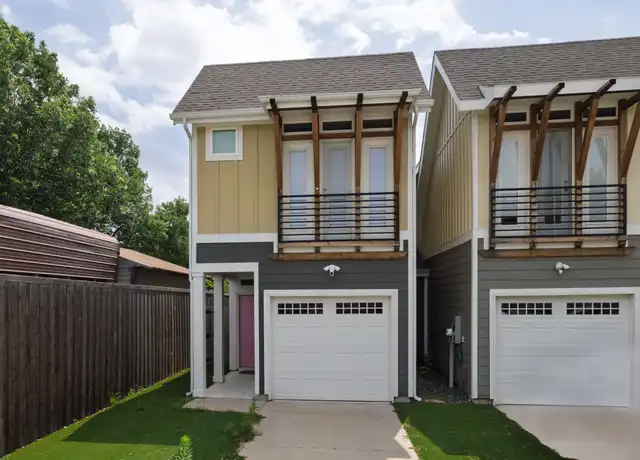 Property at 450 S Edna Ave, Lewisville, TX, 75057, 3 beds, 2.5 baths, [object Object]