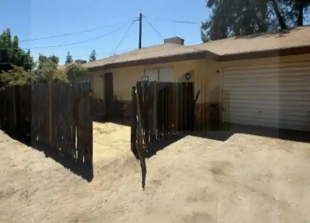 Property at 223 E Harding Ave, Bakersfield, CA, 93308, 2 beds, 1 bath, [object Object]