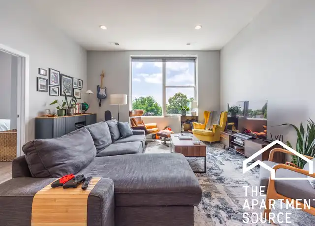 Property at 2247 W Lawrence Ave Unit 405, Chicago, IL, 60625, 3 beds, 2 baths, [object Object]