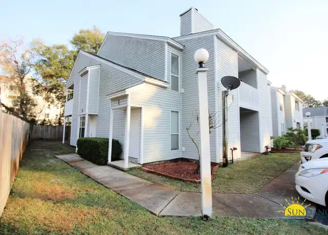 Property at 31 Park Cir SE #1, Fort Walton Beach, FL, 32548, 2 beds, 1 bath, [object Object]