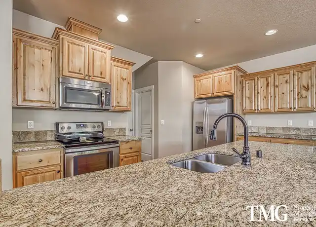 Property at 150 N 42nd Pl, Ridgefield, WA, 98642, 3 beds, 2.5 baths, [object Object]