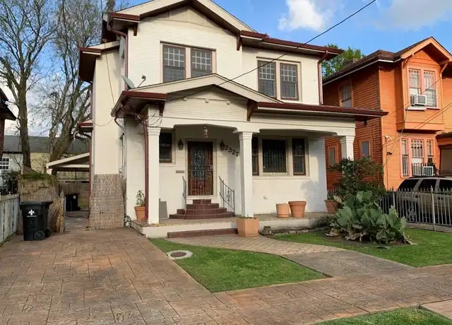 Property at 2327 Peniston St, New Orleans, LA, 70115, 4 beds, 2.5 baths, [object Object]