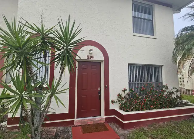 Property at 1702 Shady Ridge Ct, Orlando, FL, 32807, 3 beds, 2.5 baths, [object Object]