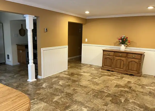 Property at 1647 Roosevelt Ave Unit 1st Floor, Bohemia, NY, 11716, 2 beds, 1 bath, [object Object]