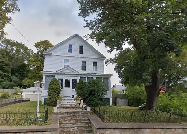Property at 8 Woodland St Unit 8, Vernon, CT, 06066, 3 beds, 1.5 baths, [object Object]