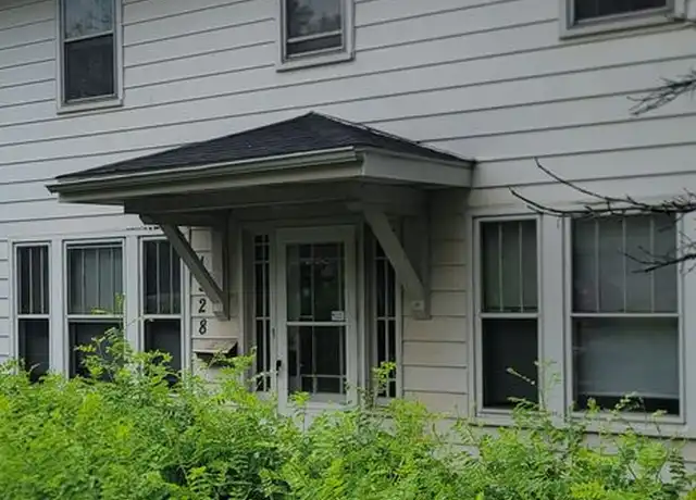 Property at 1528 E 8th St, Duluth, MN, 55812, 6 beds, 2 baths, [object Object]