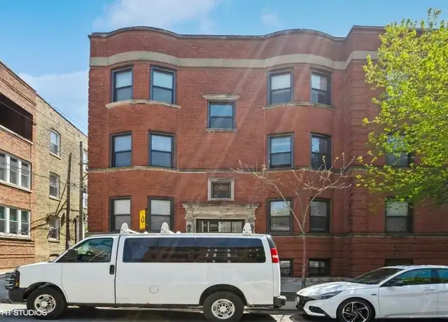 Property at 1367 W Sunnyside Ave Unit 2, Chicago, IL, 60640, 2 beds, 1 bath, [object Object]