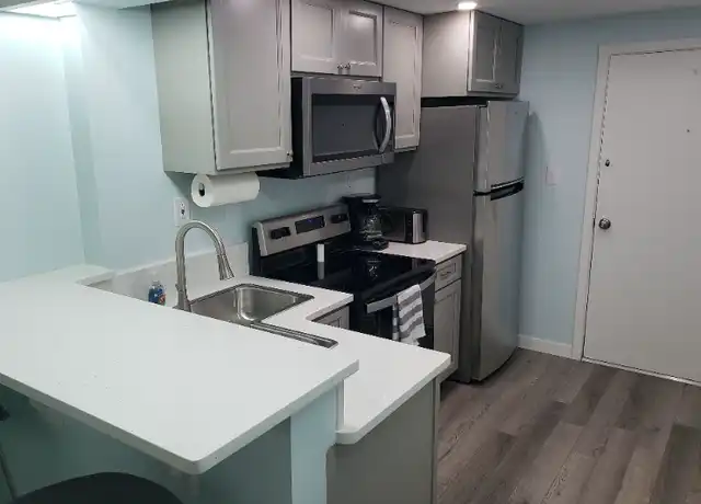 Property at 115 Fairway Ave Unit 239, Southern Pines, NC, 28387, 1 bed, 1 bath, [object Object]