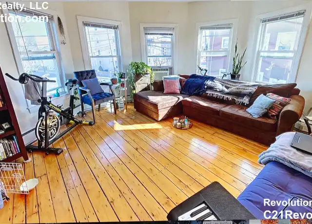 Property at 3 Calvin St Unit 2, Somerville, MA, 02143, 1 bed, 1 bath, [object Object]