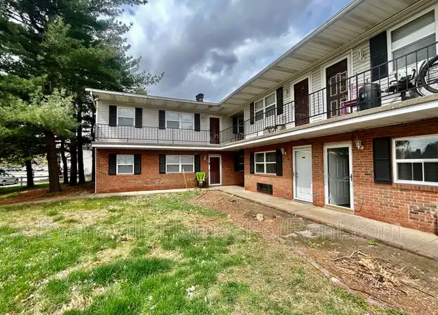 Property at 1115 W Virginia St Unit B, Evansville, IN, 47710, 1 bed, 1 bath, [object Object]