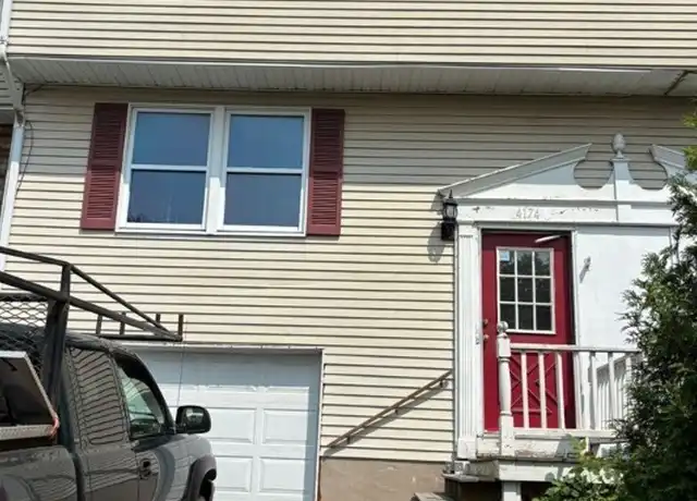 Property at 4174A Burningtree Rd Unit B, Liverpool, NY, 13090, 3 beds, 1.5 baths, [object Object]