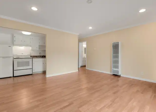 Property at 1735 Woodland Ave, East Palo Alto, CA, 94303, 1 bed, 1 bath, [object Object]