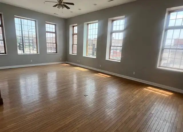 Property at 632 Sycamore St Unit 3, Waterloo, IA, 50703, 1 bed, 1 bath, [object Object]