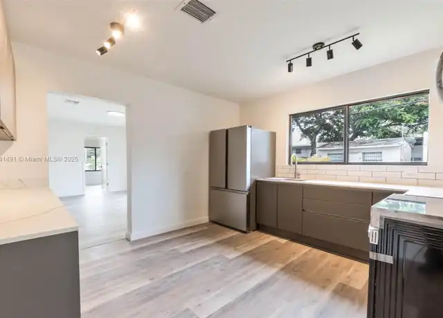 Property at 25 NW 78th St Unit 1, Miami, FL, 33150, 3 beds, 1 bath, [object Object]