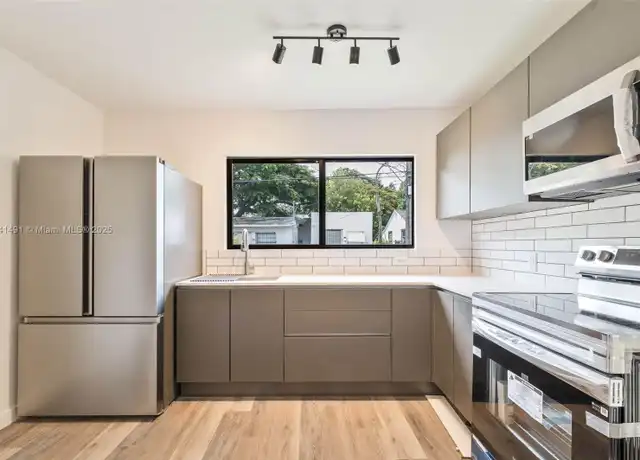 Property at 25 NW 78th St Unit 1, Miami, FL, 33150, 3 beds, 1 bath, [object Object]