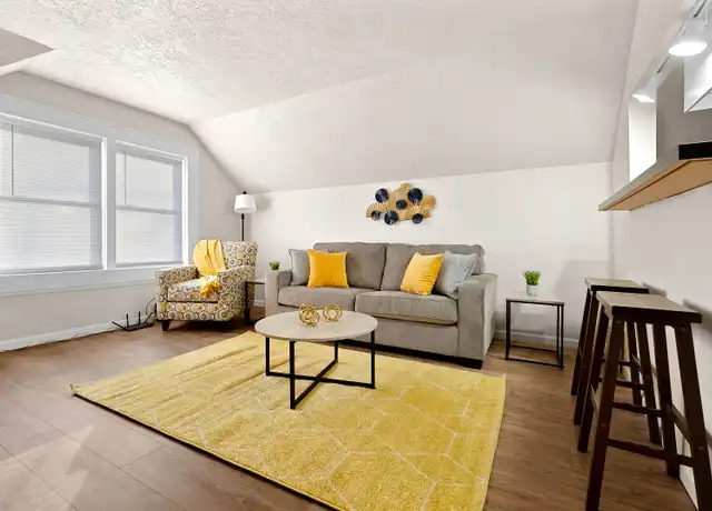 Property at 1019 N Division St Unit Upper, Appleton, WI, 54911, 1 bed, 1 bath, [object Object]