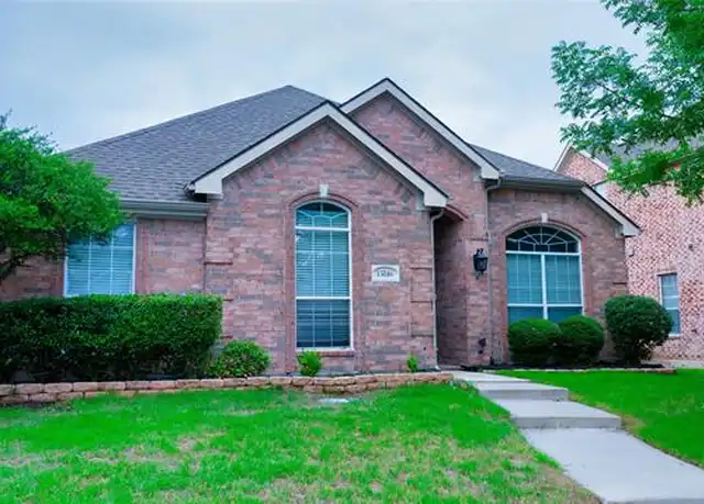 Property at 15846 Grove Crest Dr, Frisco, TX, 75035, 4 beds, 2 baths, [object Object]